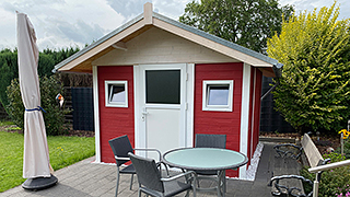 Gartenhaus Motiv Standard Prestige in rot-weiß