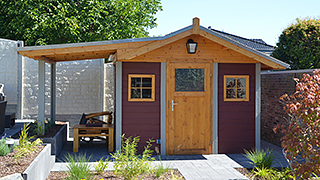 Gartenhaus mit Überdach